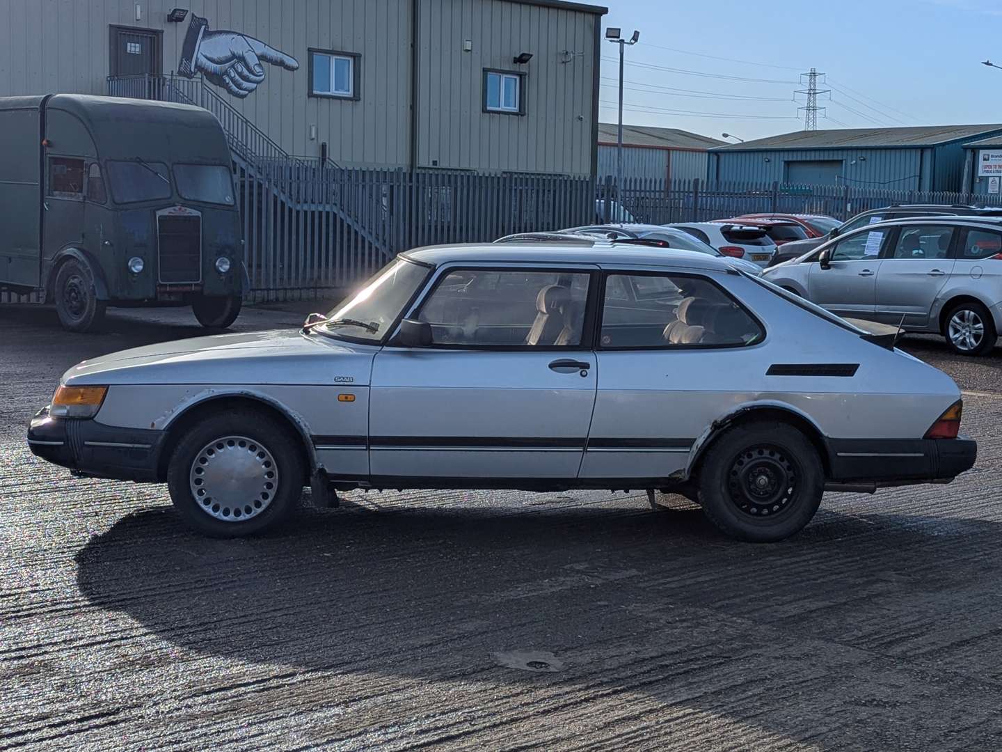 <p>1990 SAAB 900S 16V</p>