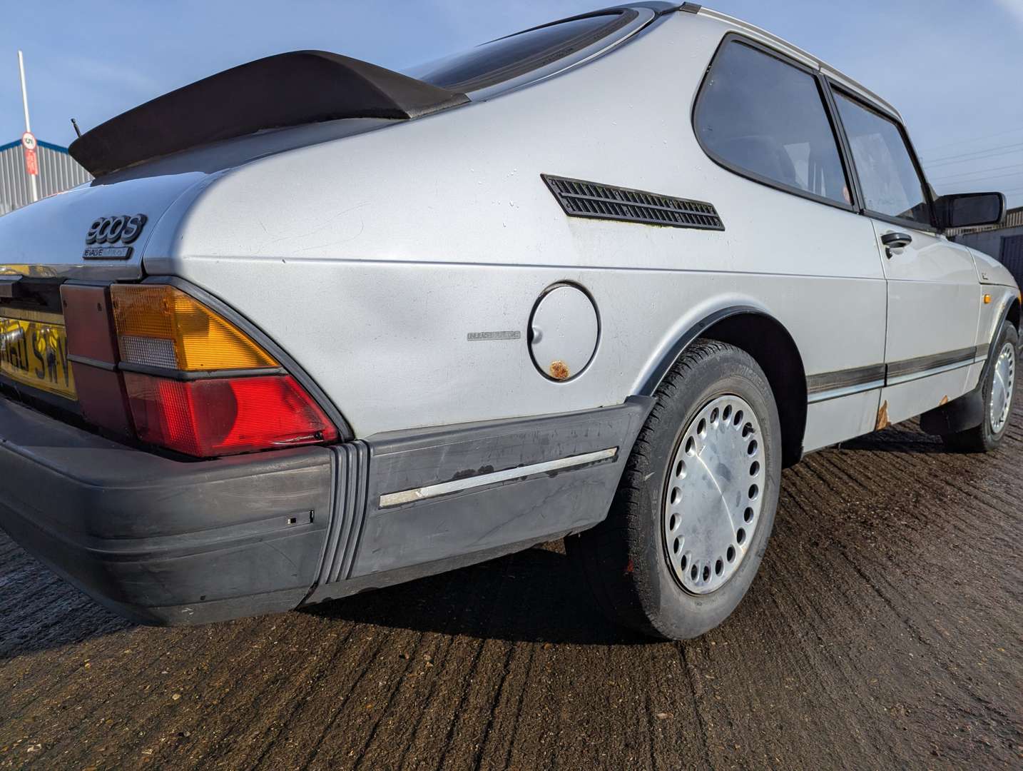 <p>1990 SAAB 900S 16V</p>