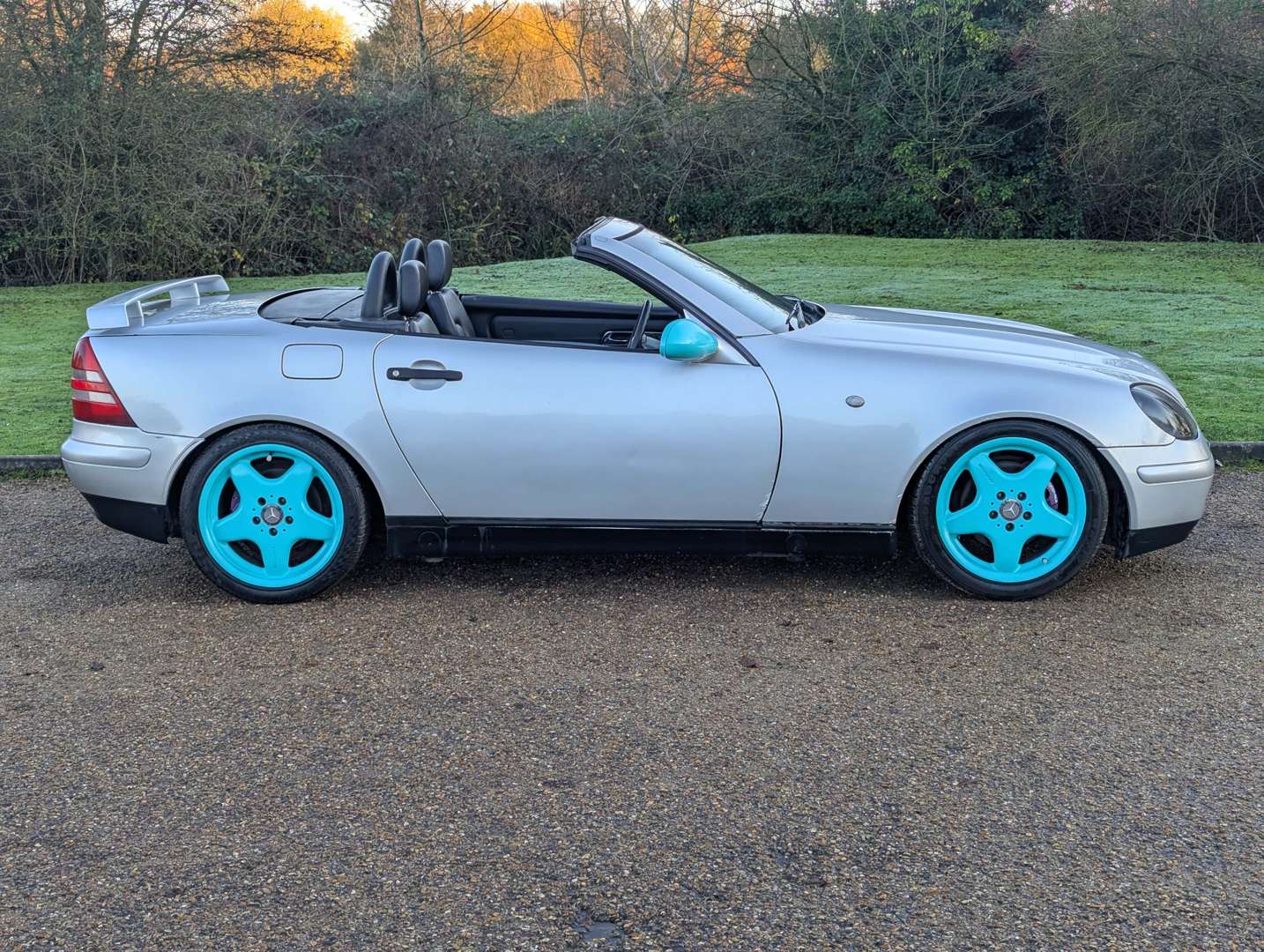 <p>1998 MERCEDES SLK 230 KOMPRESSOR R170 AUTO</p>