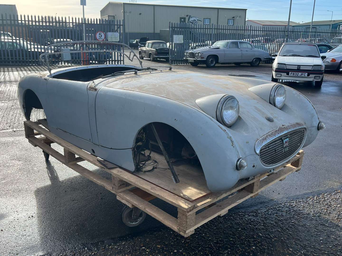<p>1959 AUSTIN HEALEY FROGEYE SPRITE</p>