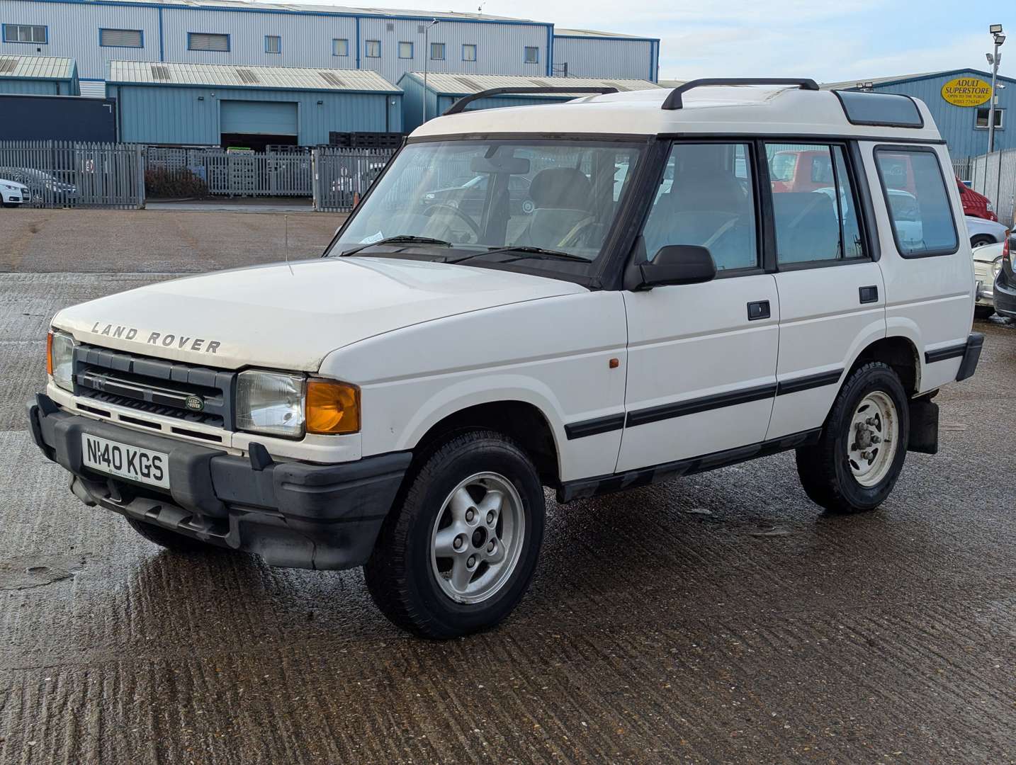 <p>1996 LAND ROVER DISCOVERY 300TDI AUTO</p>