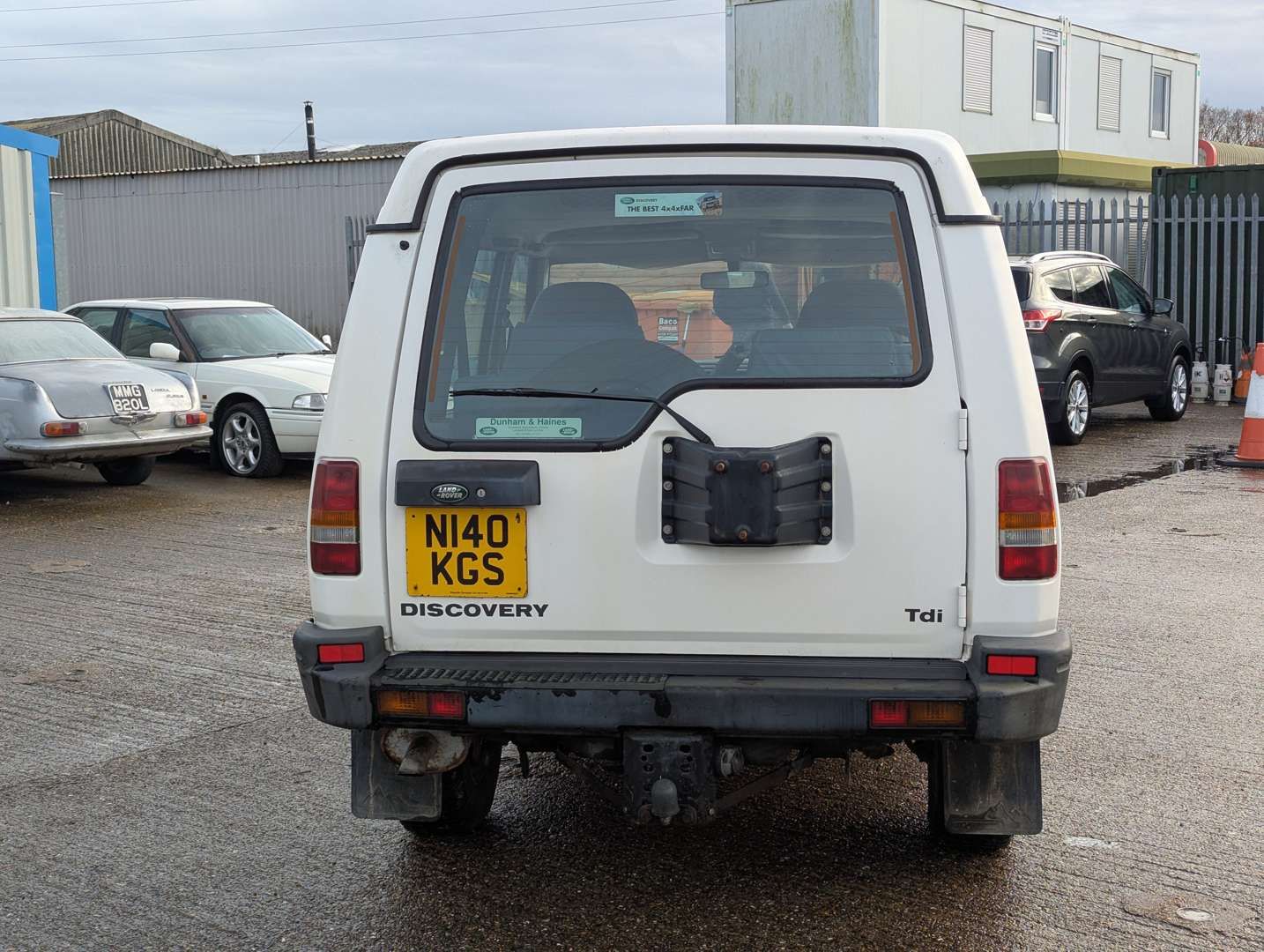 <p>1996 LAND ROVER DISCOVERY 300TDI AUTO</p>