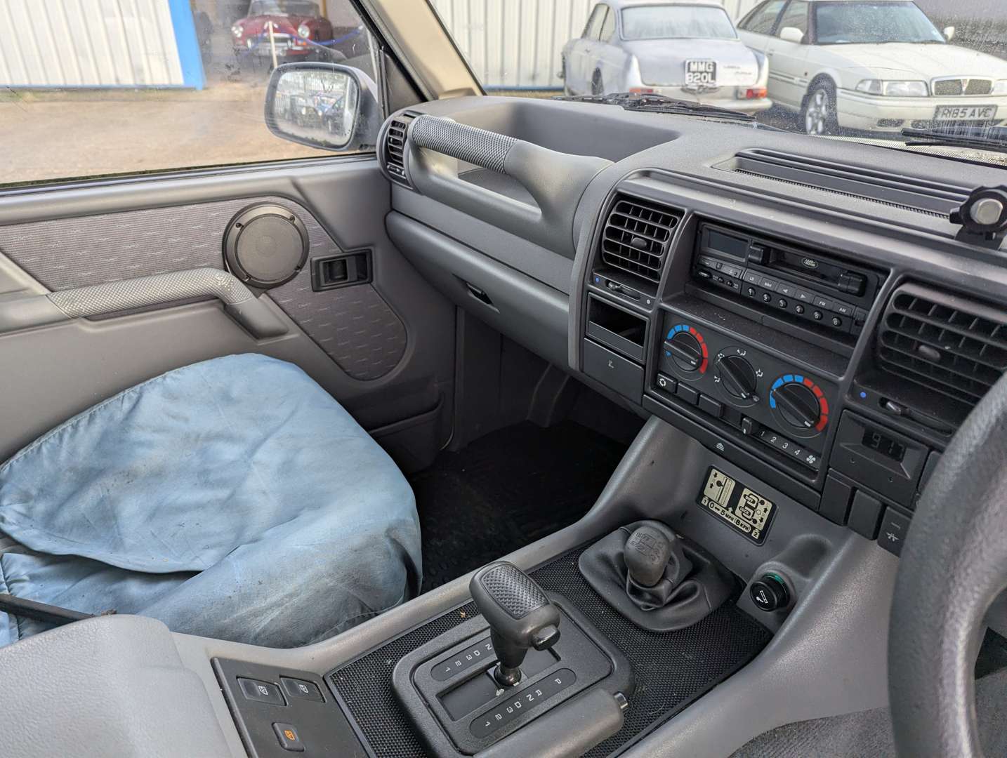 <p>1996 LAND ROVER DISCOVERY 300TDI AUTO</p>