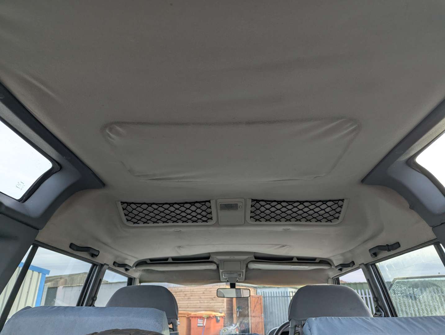 <p>1996 LAND ROVER DISCOVERY 300TDI AUTO</p>