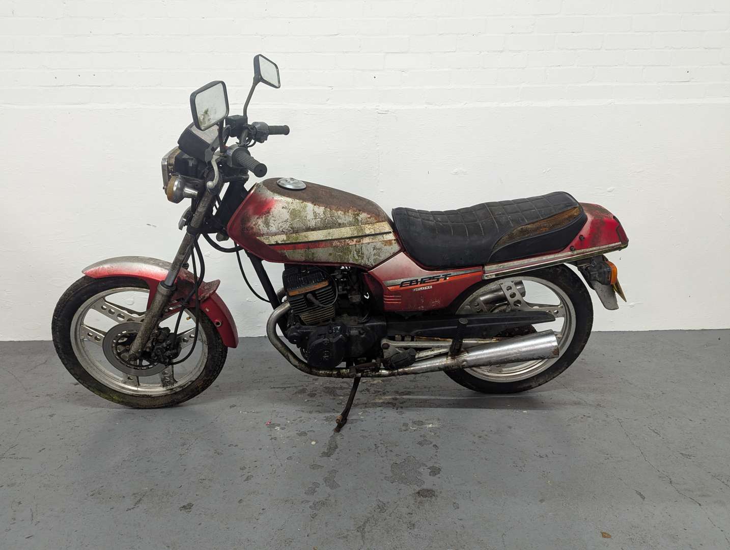 <p>1987 HONDA CB125 TD-E</p>