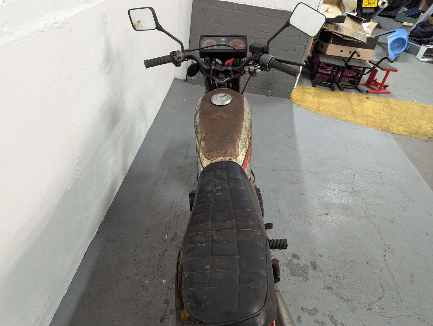 <p>1987 HONDA CB125 TD-E</p>