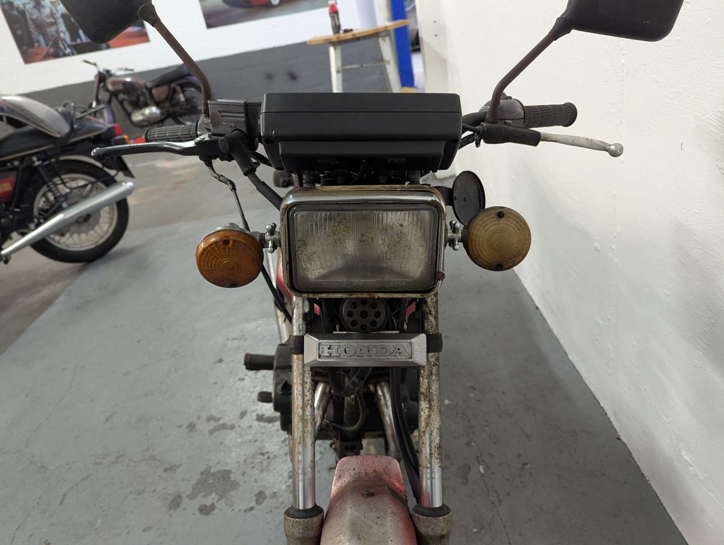 <p>1987 HONDA CB125 TD-E</p>