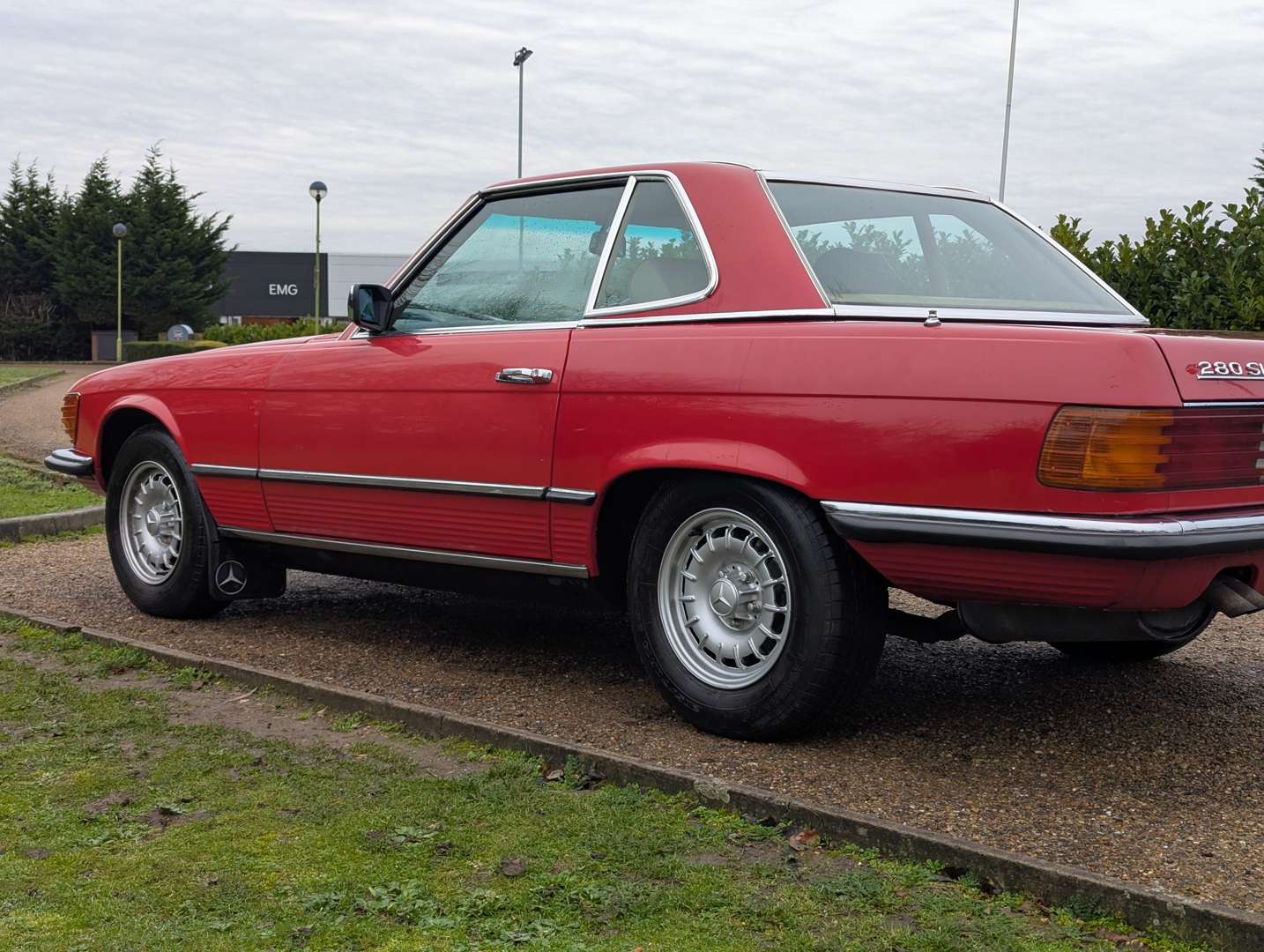 <p>1983 MERCEDES R107 280 SL AUTO</p>