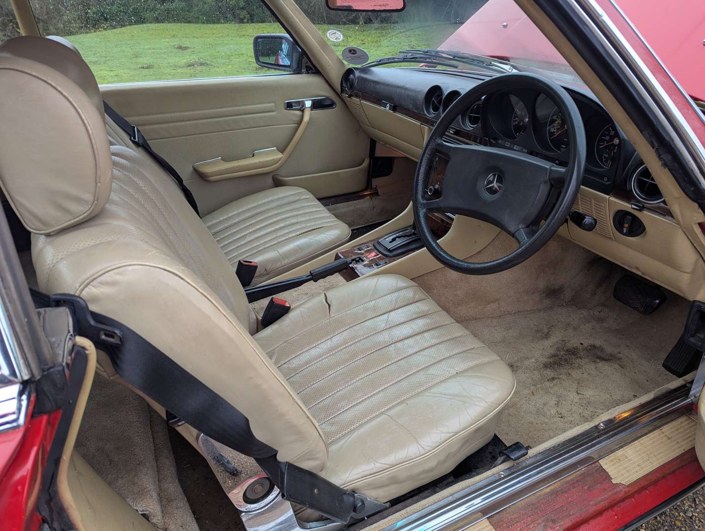 <p>1983 MERCEDES R107 280 SL AUTO</p>
