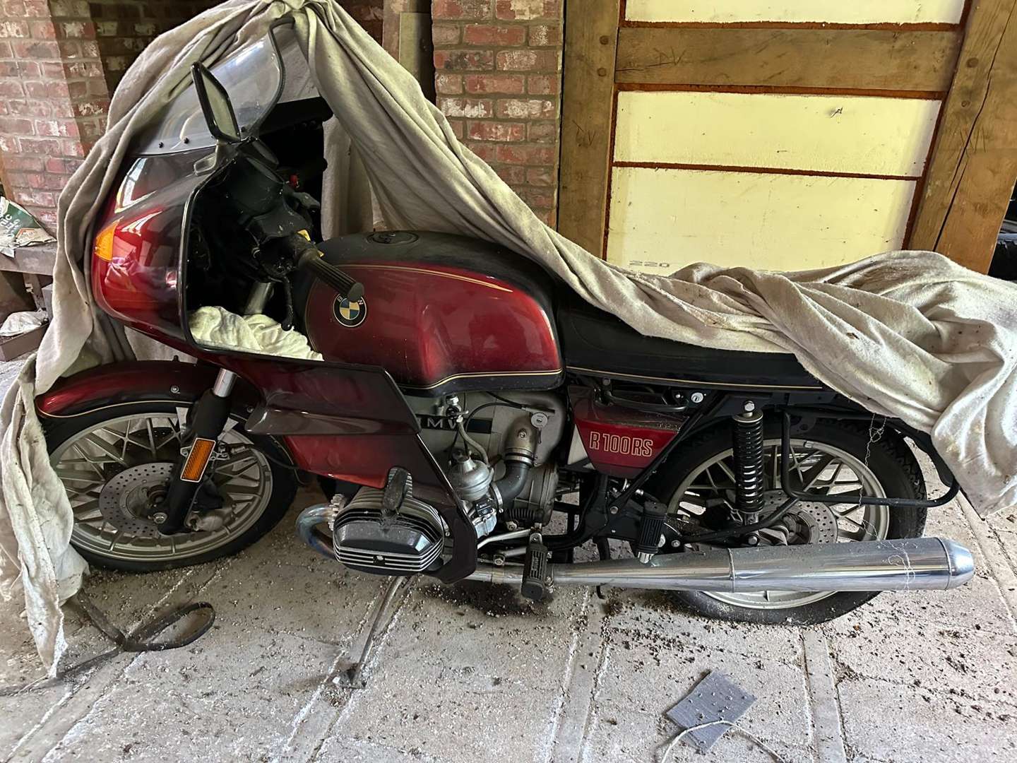 <p>1979 BMW R100 RS</p>