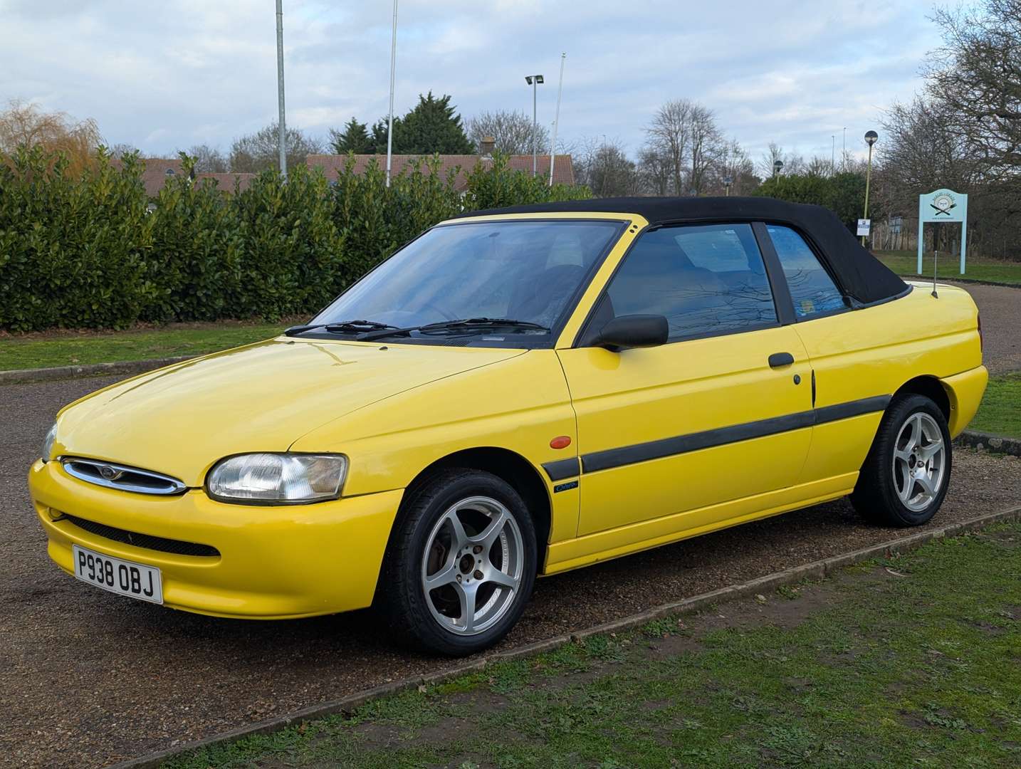 <p>1996 FORD ESCORT CALYPSO CABRIOLET</p>