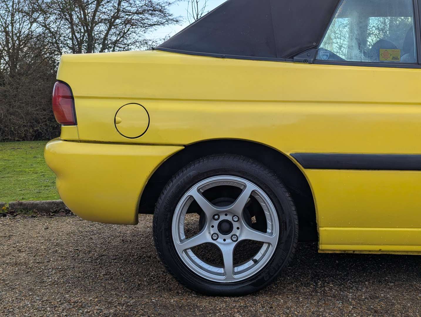 <p>1996 FORD ESCORT CALYPSO CABRIOLET</p>