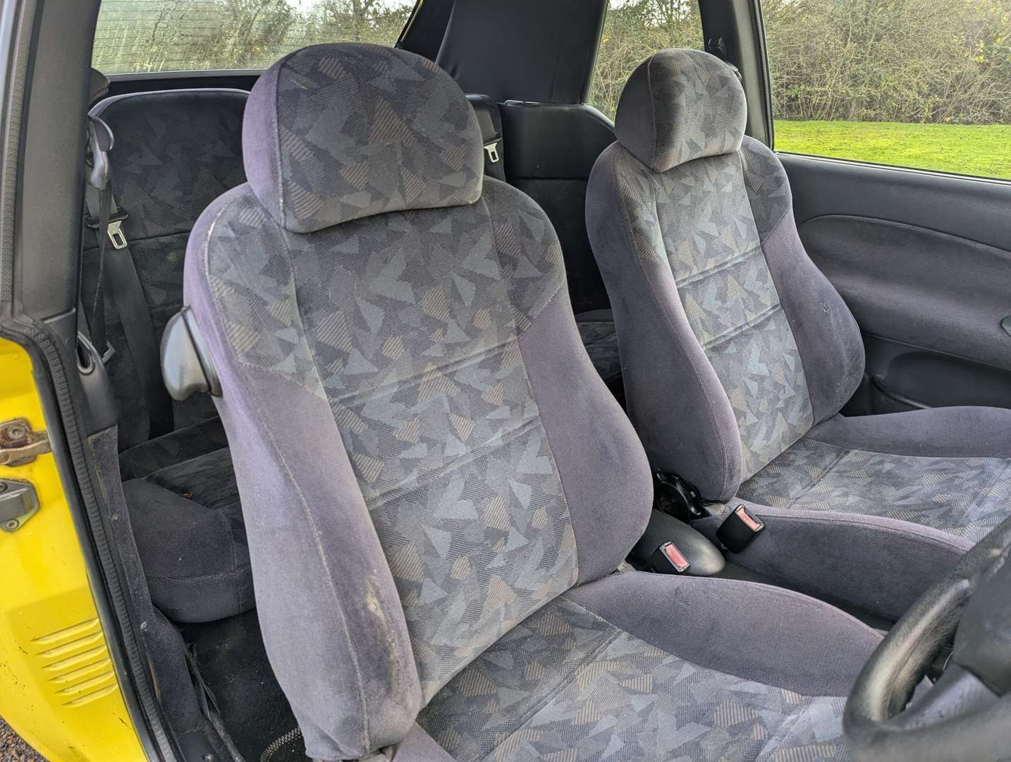 <p>1996 FORD ESCORT CALYPSO CABRIOLET</p>