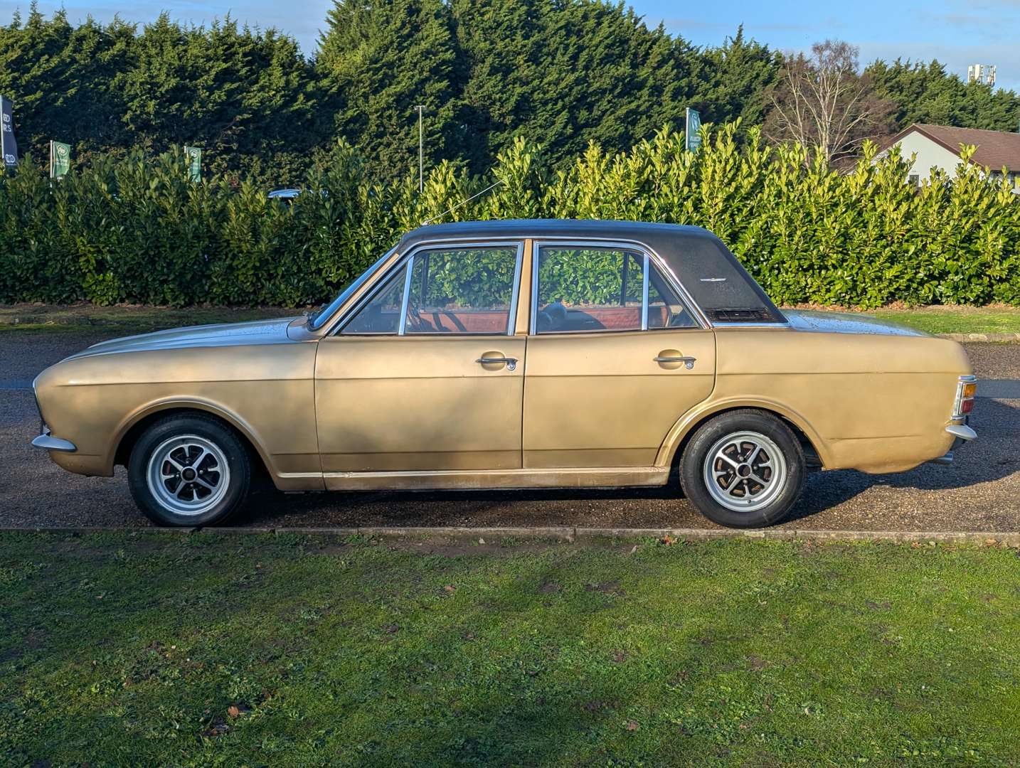 <p>1970 FORD CORTINA 1600E MKII</p>