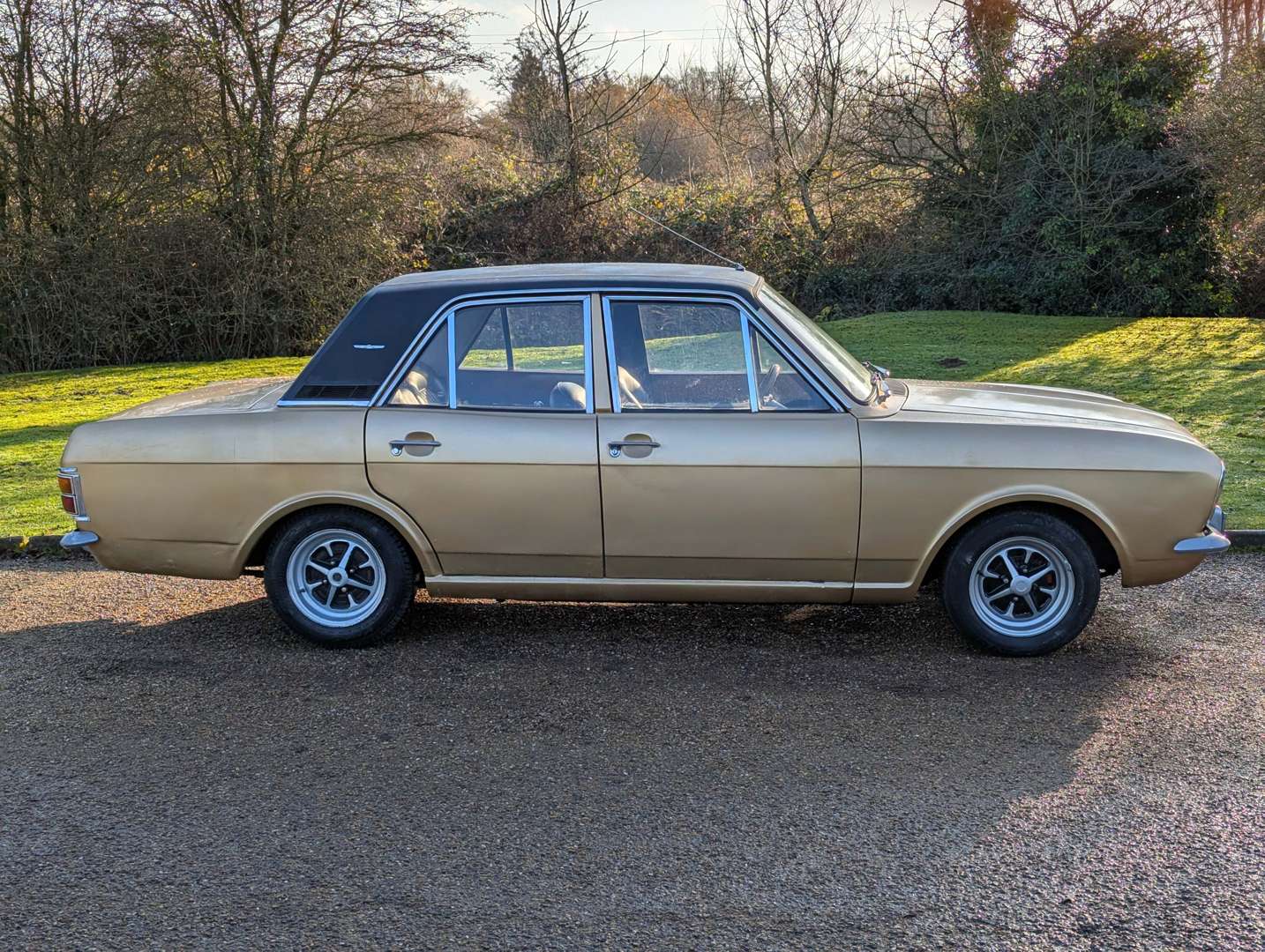 <p>1970 FORD CORTINA 1600E MKII</p>