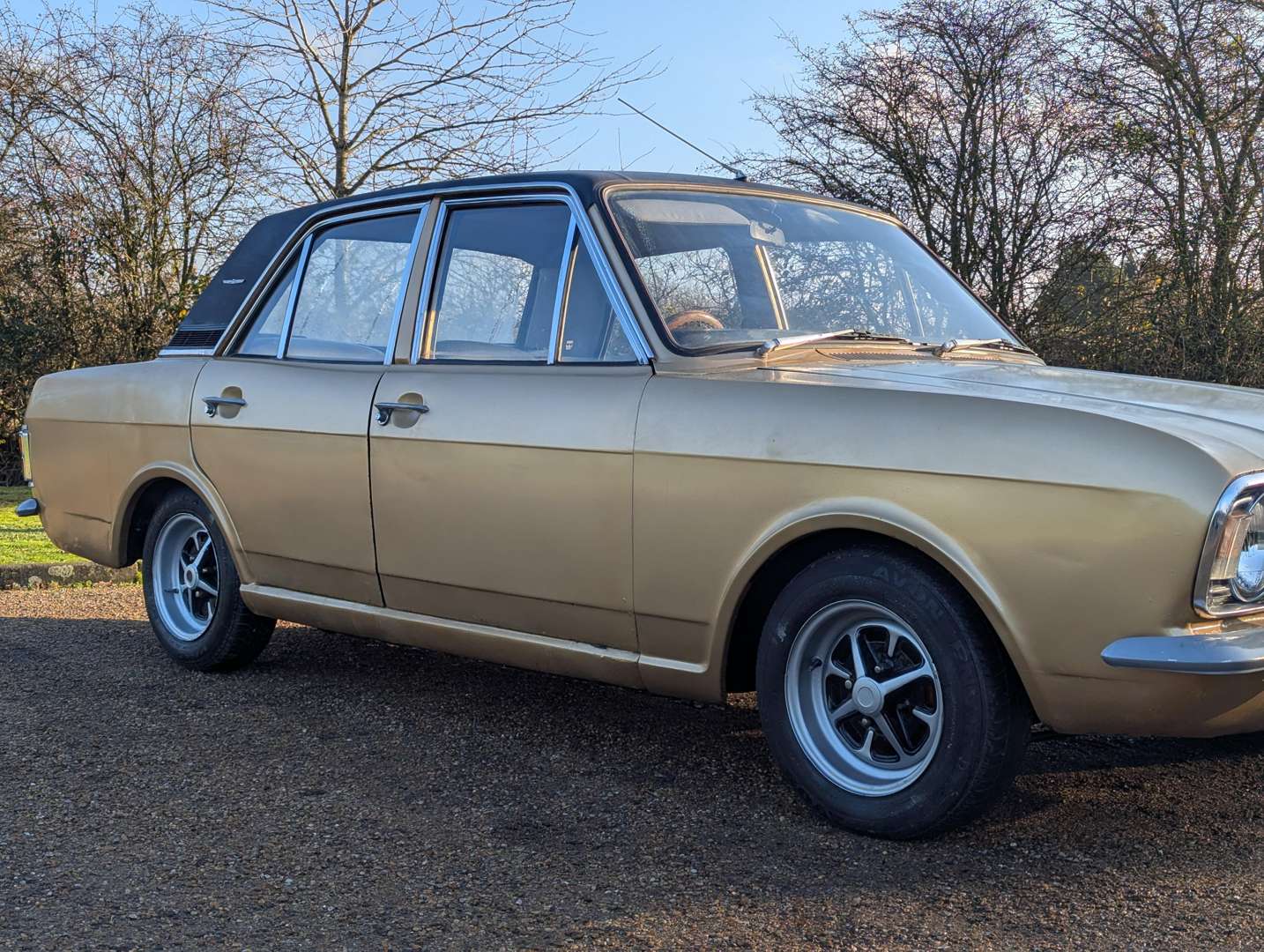 <p>1970 FORD CORTINA 1600E MKII</p>