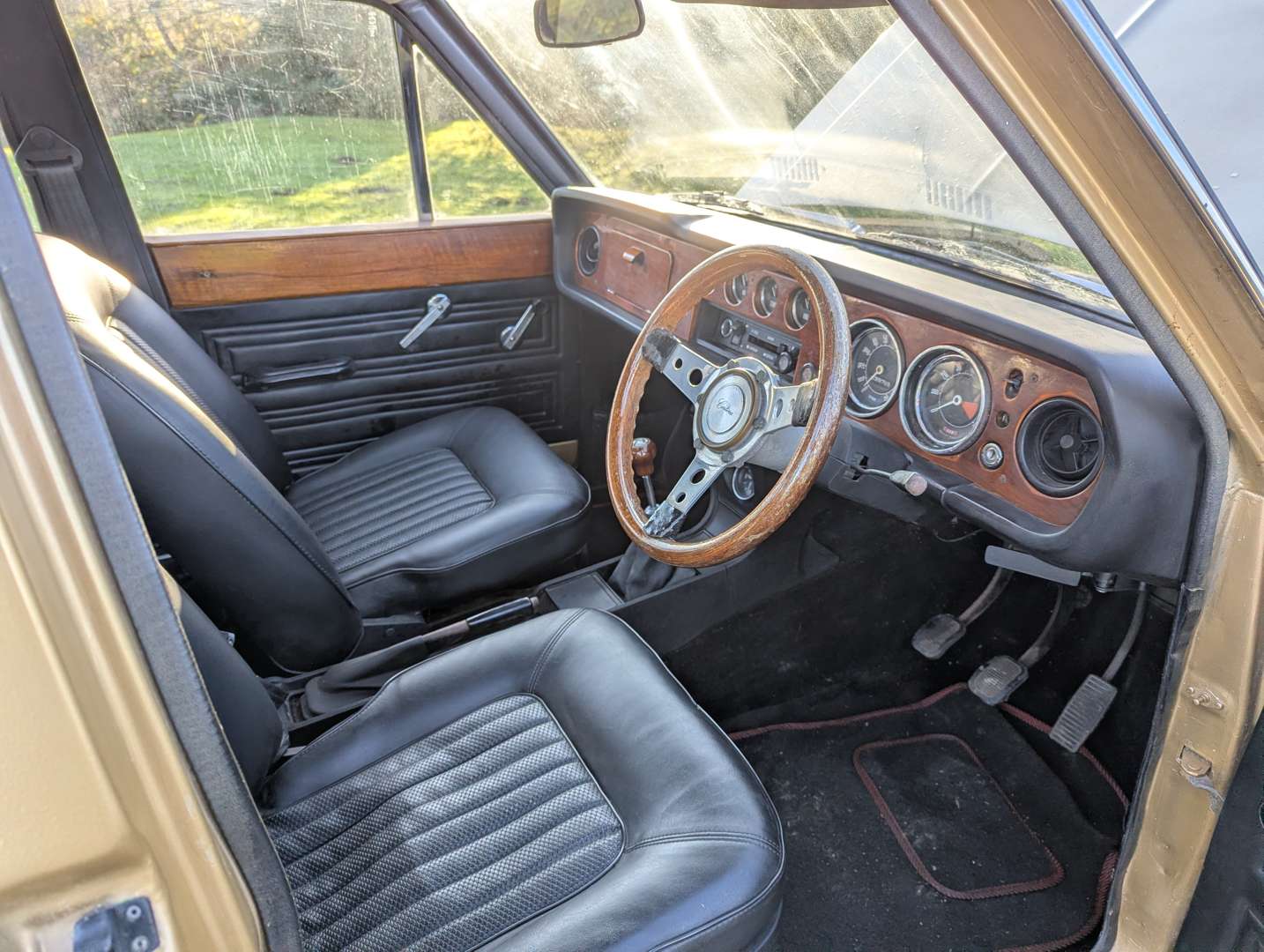 <p>1970 FORD CORTINA 1600E MKII</p>