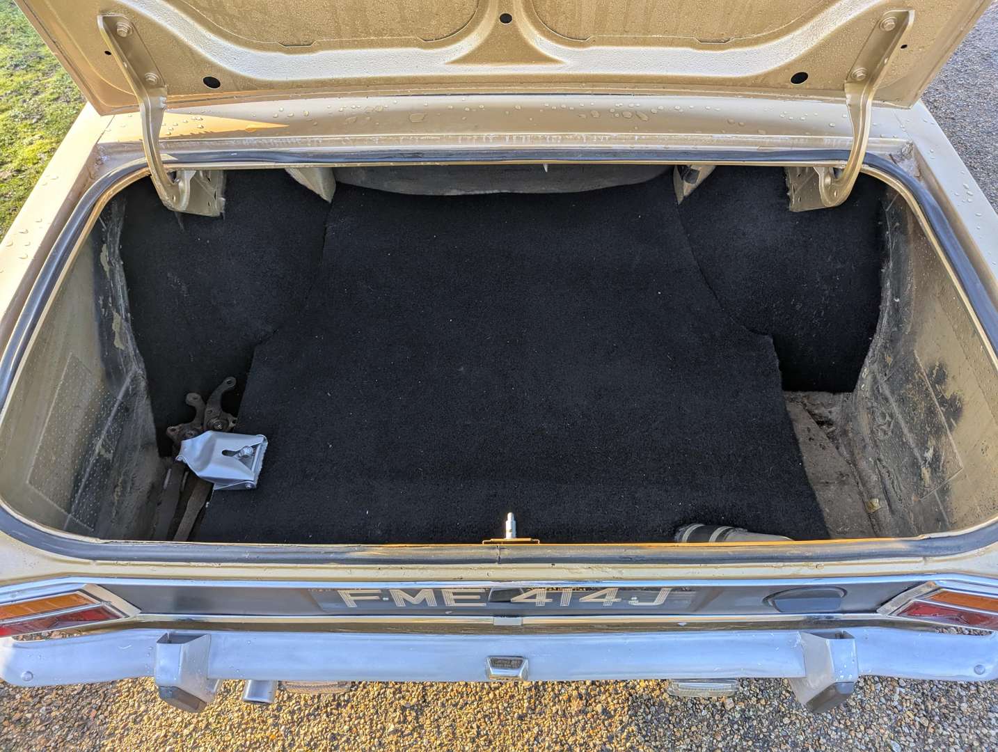 <p>1970 FORD CORTINA 1600E MKII</p>