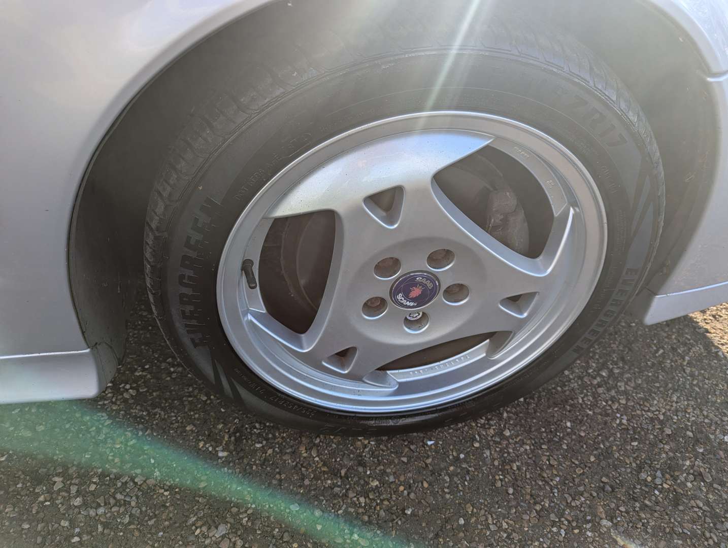 <p>2000 SAAB 9-5 SE AUTO - ONE REGISTERED OWNER FROM NEW</p>