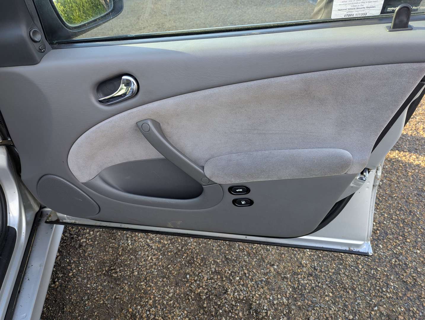 <p>2000 SAAB 9-5 SE AUTO - ONE REGISTERED OWNER FROM NEW</p>