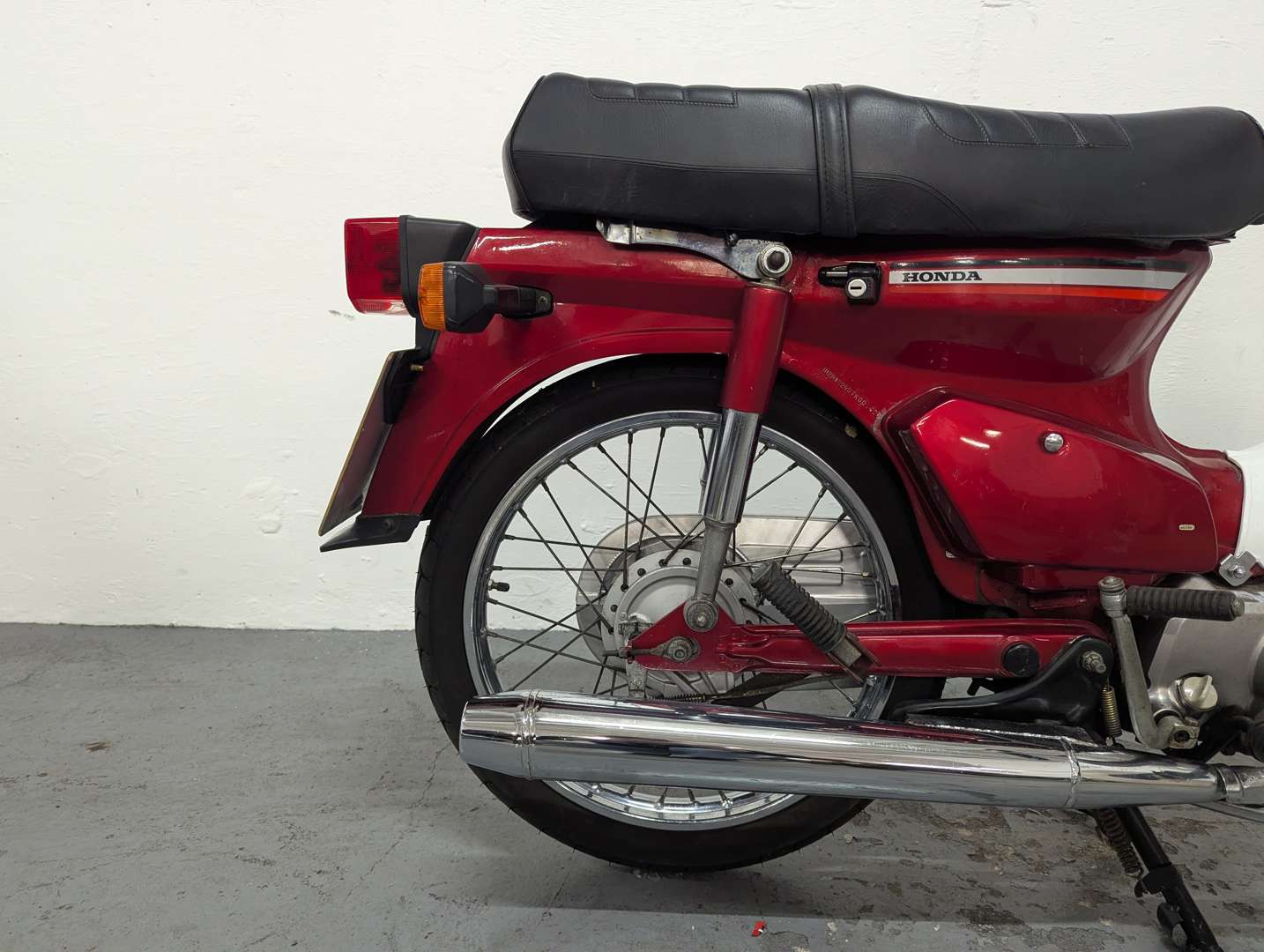 <p>1996 HONDA C90</p>