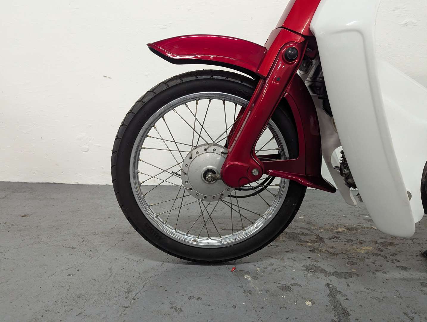 <p>1996 HONDA C90</p>