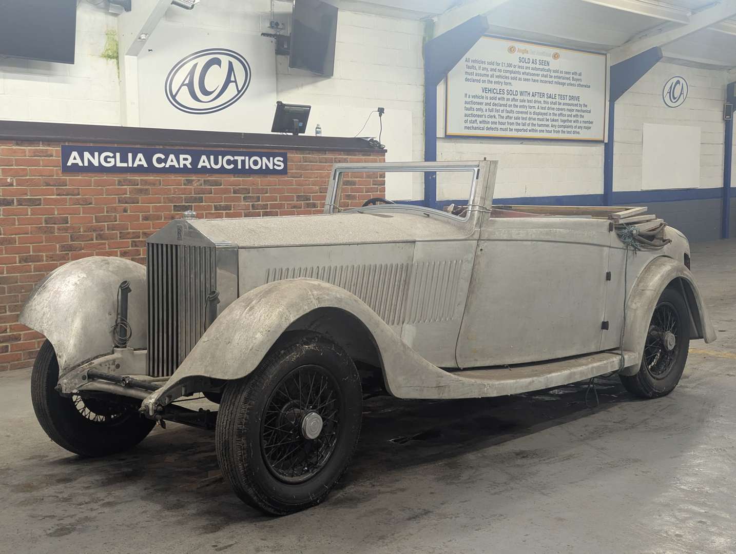 <p>1935 ROLLS ROYCE 20/25</p>