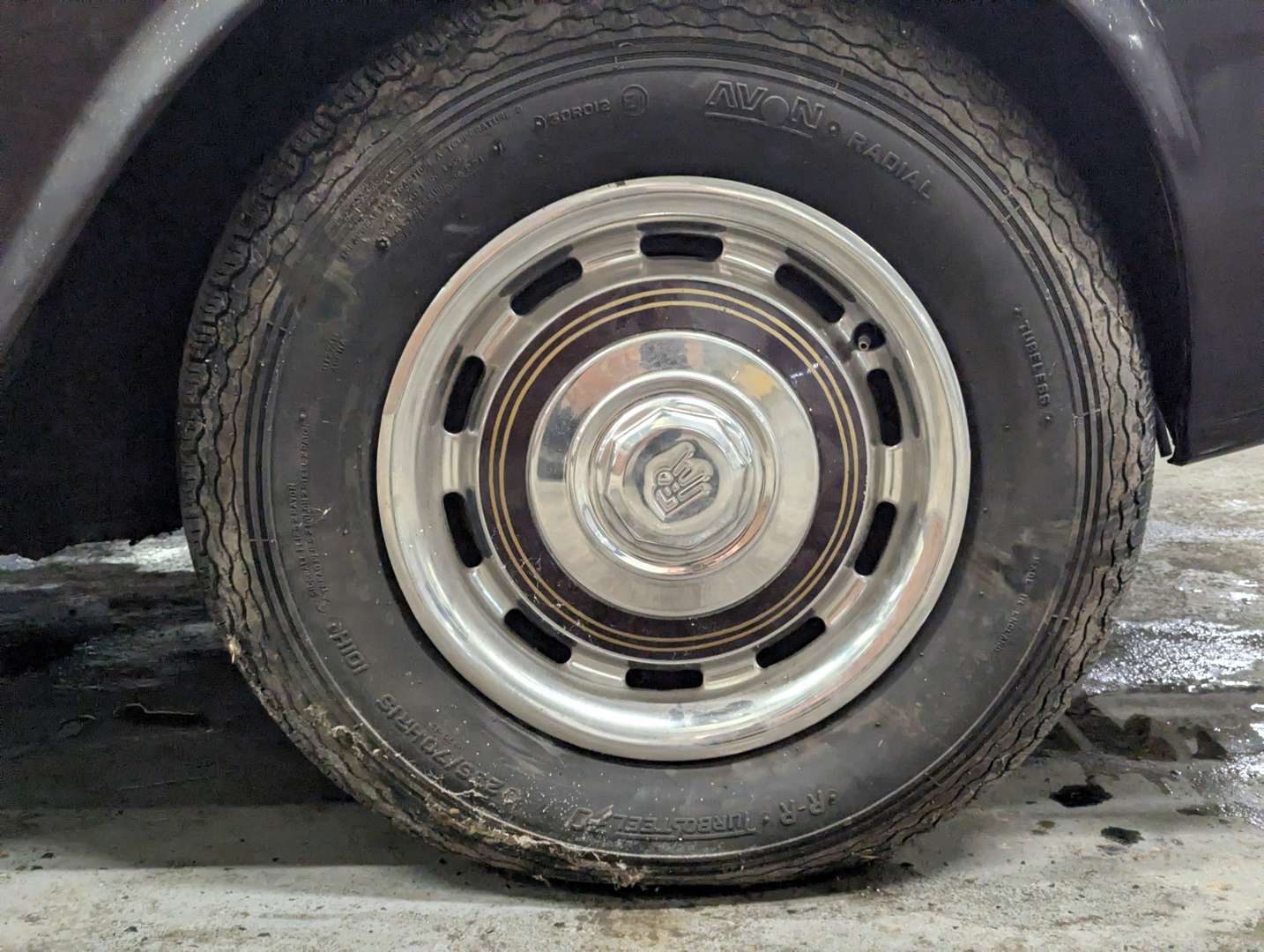 <p>1973 ROLLS ROYCE SILVER SHADOW I</p>