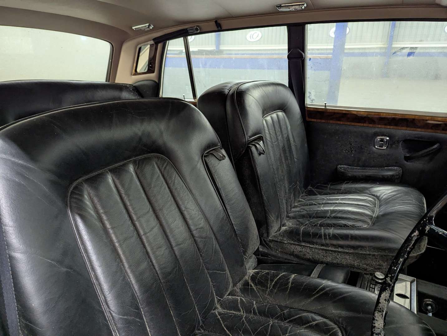 <p>1973 ROLLS ROYCE SILVER SHADOW I</p>