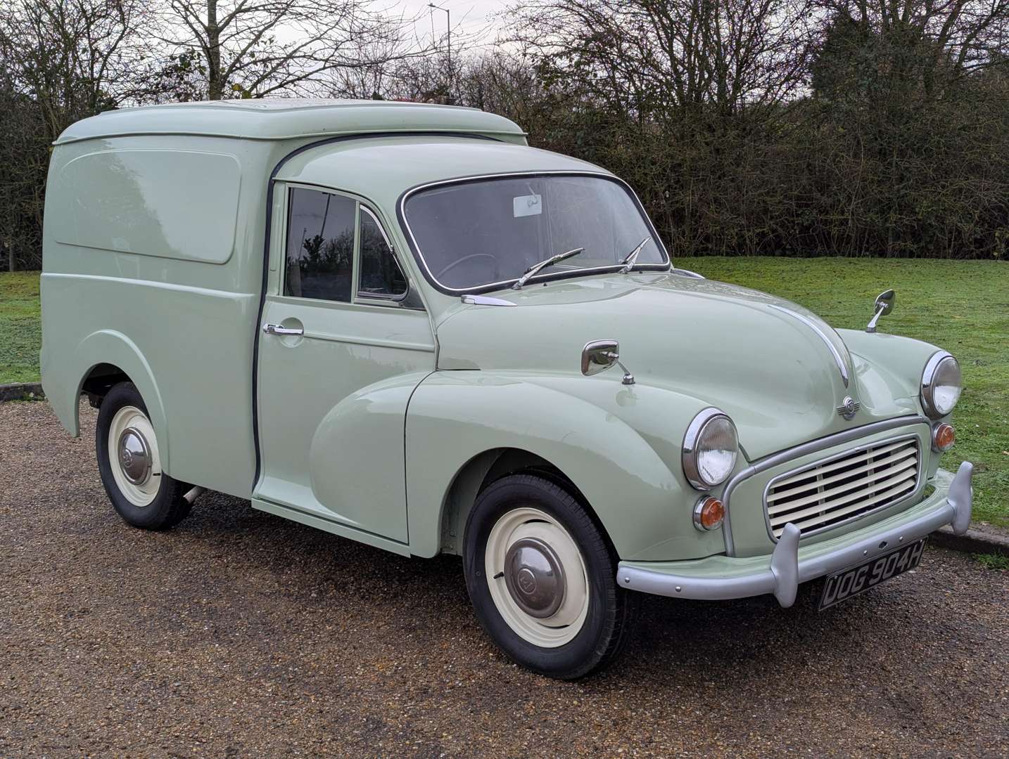 <p>1970 MORRIS 6 CWT VAN</p>