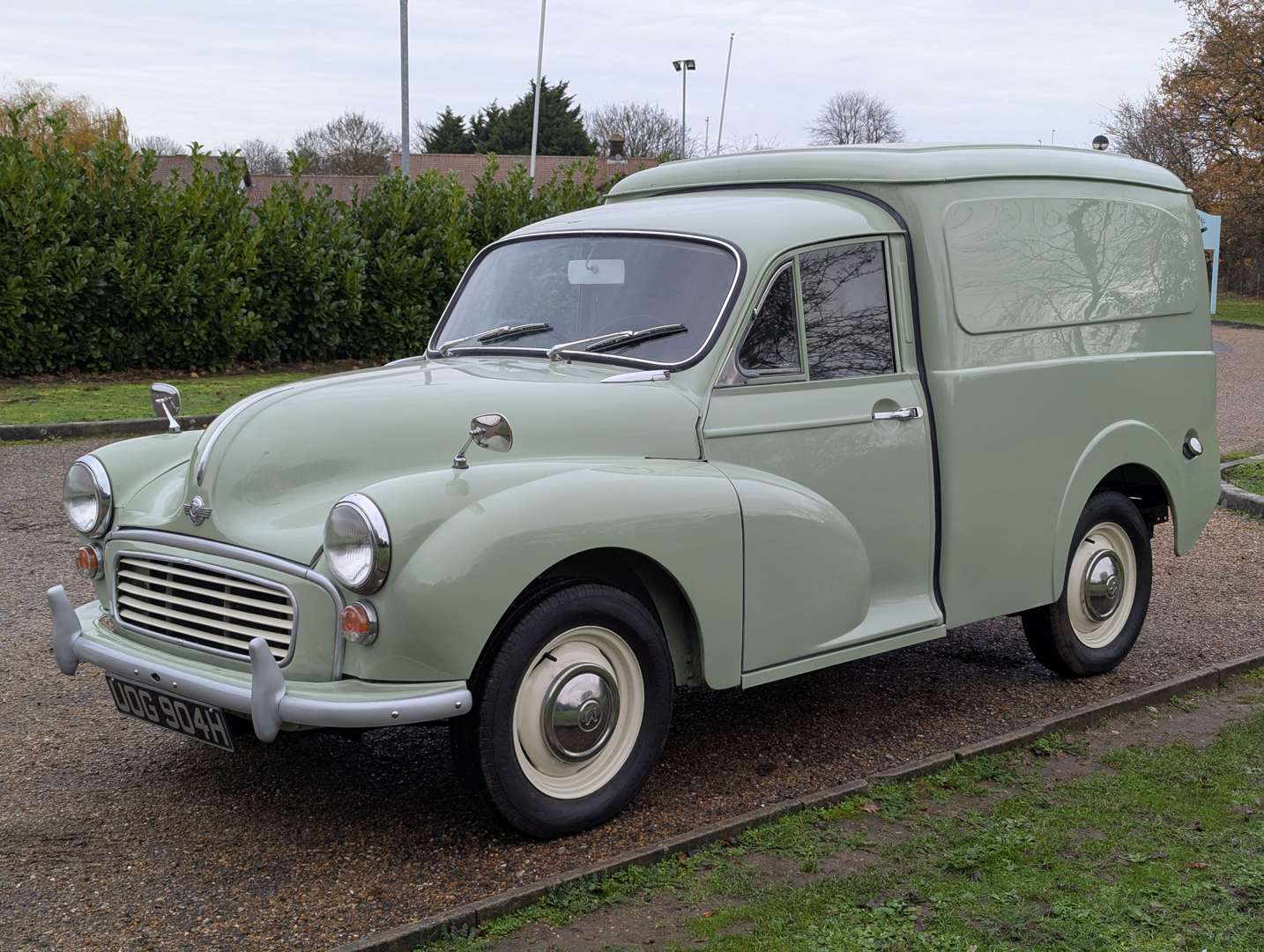 <p>1970 MORRIS 6 CWT VAN</p>