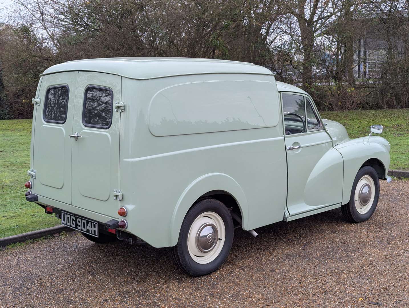 <p>1970 MORRIS 6 CWT VAN</p>