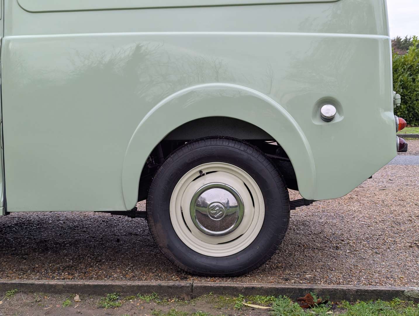 <p>1970 MORRIS 6 CWT VAN</p>