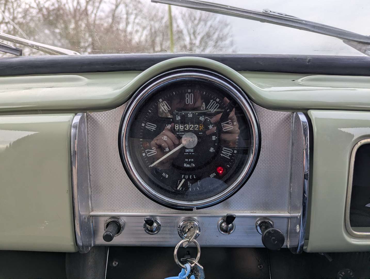 <p>1970 MORRIS 6 CWT VAN</p>