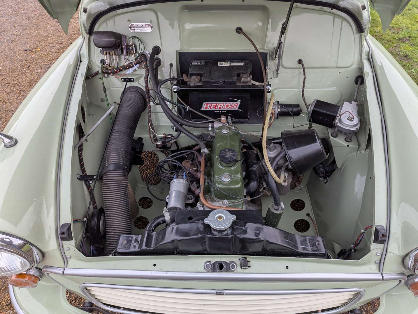 <p>1970 MORRIS 6 CWT VAN</p>