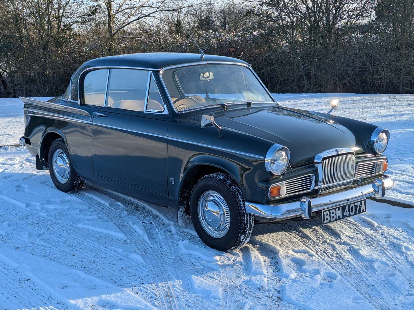 <p>1963 SUNBEAM RAPIER SERIES IV</p>