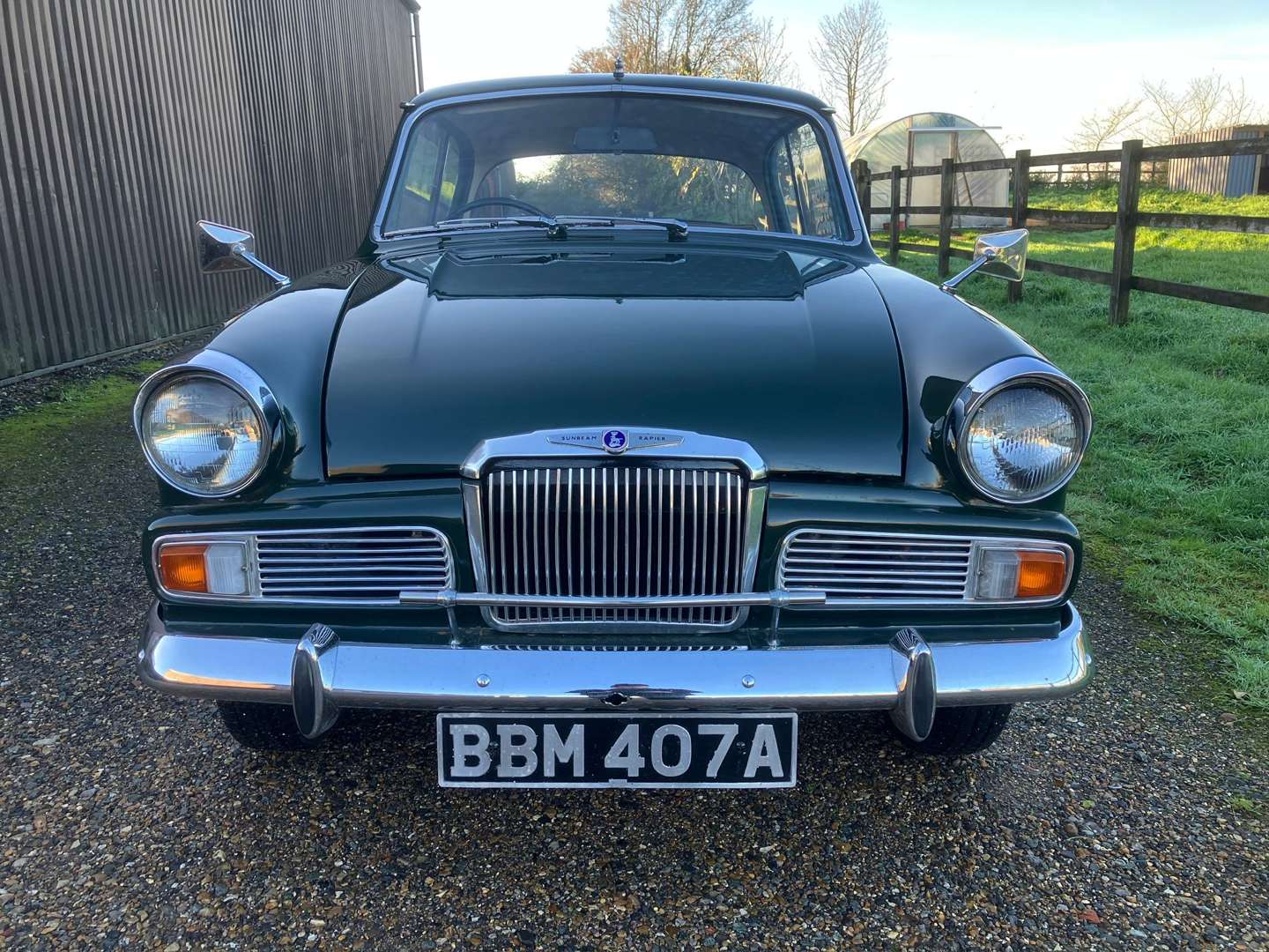 <p>1963 SUNBEAM RAPIER SERIES IV</p>