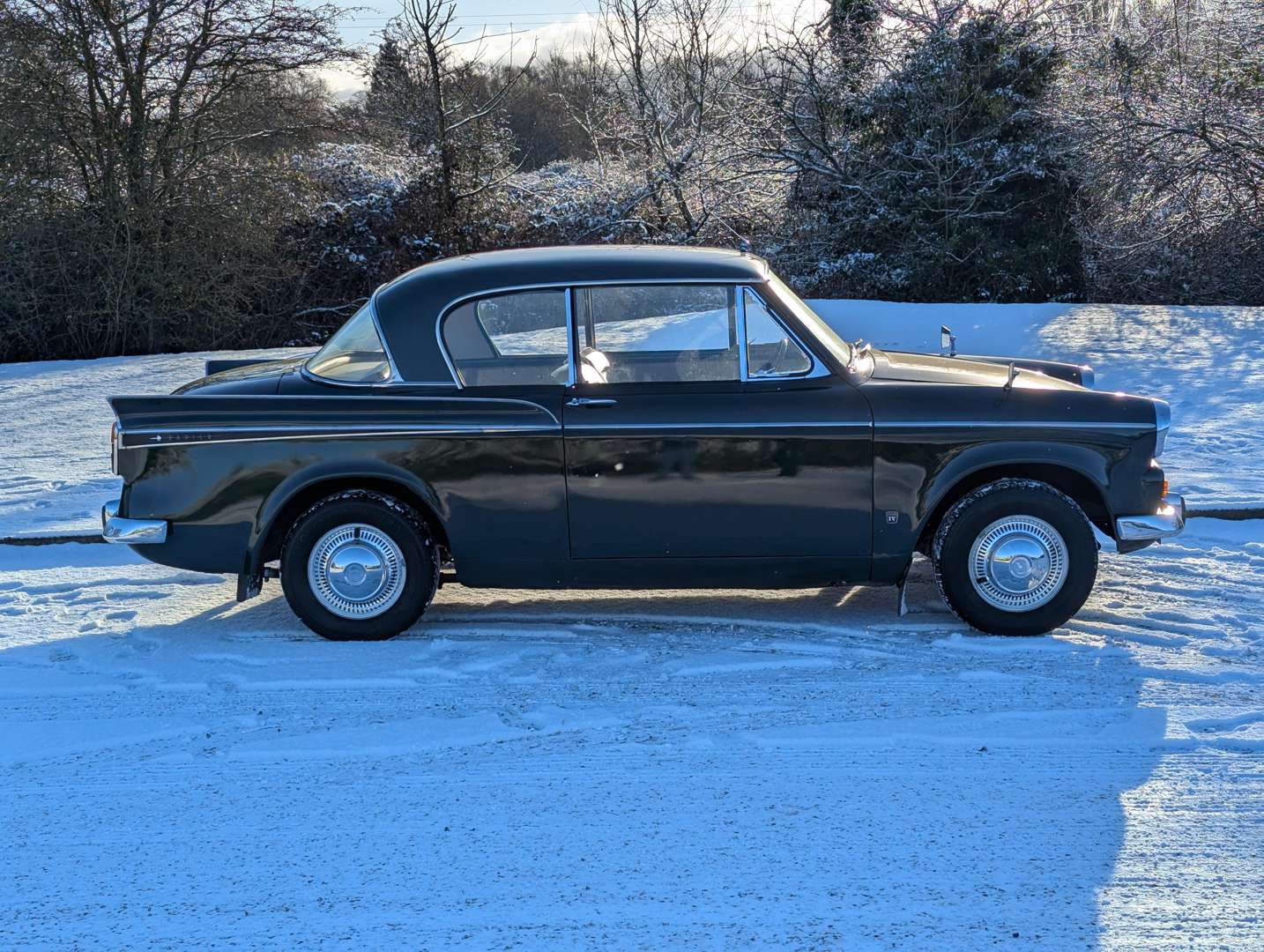 <p>1963 SUNBEAM RAPIER SERIES IV</p>