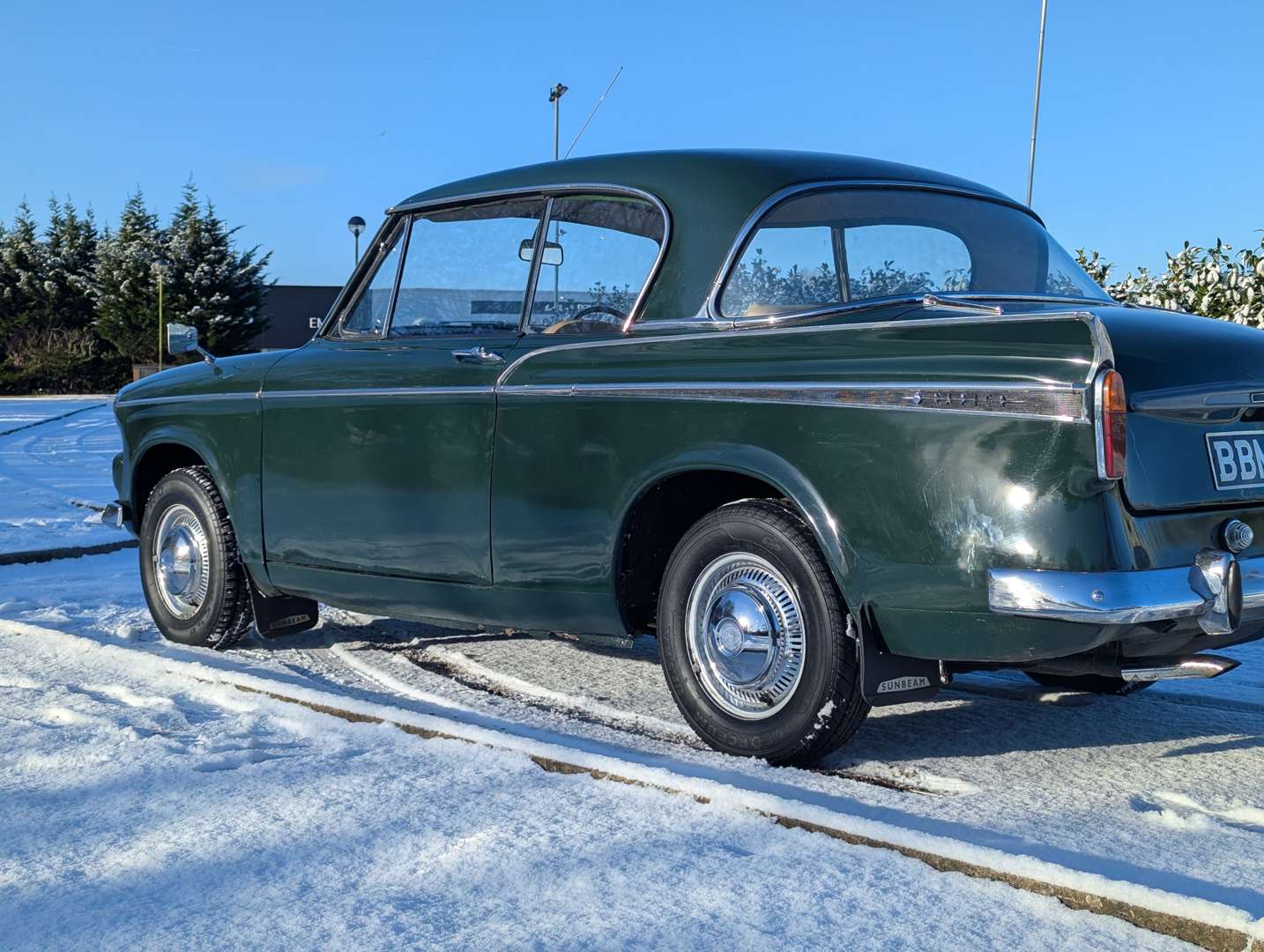 <p>1963 SUNBEAM RAPIER SERIES IV</p>