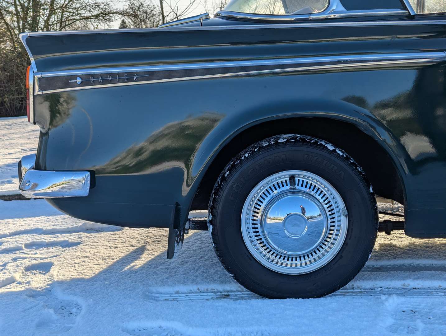 <p>1963 SUNBEAM RAPIER SERIES IV</p>