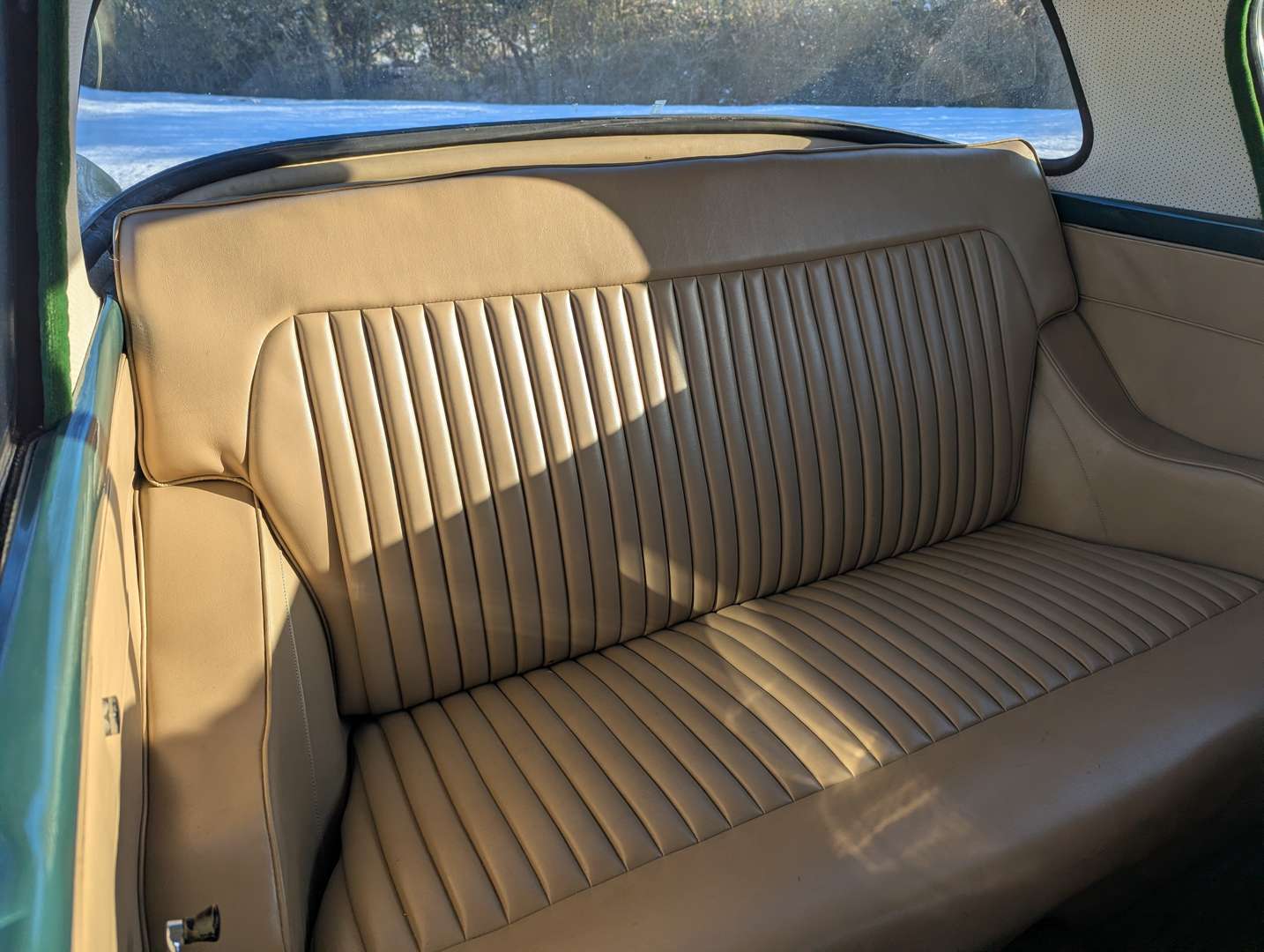 <p>1963 SUNBEAM RAPIER SERIES IV</p>