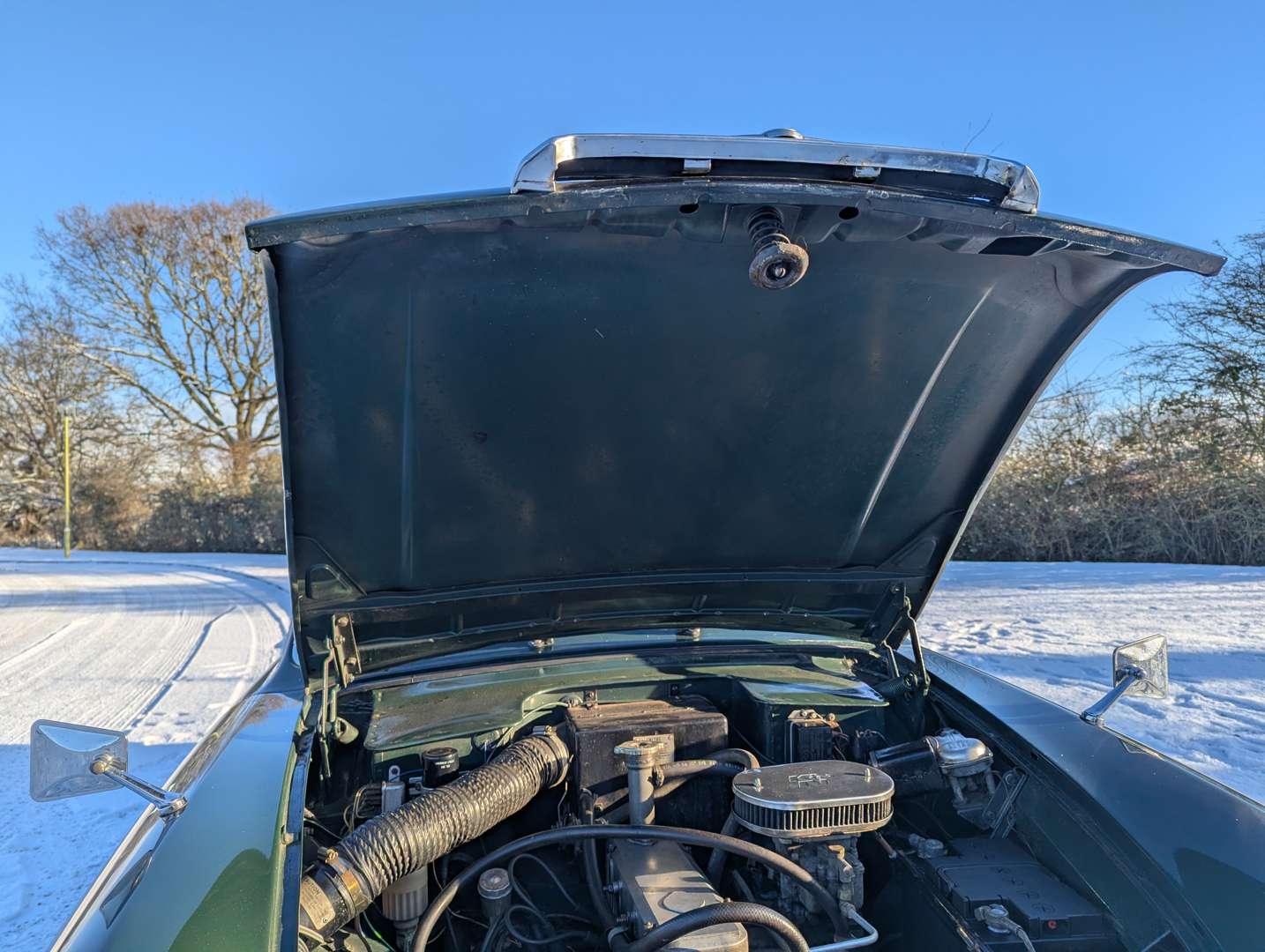 <p>1963 SUNBEAM RAPIER SERIES IV</p>