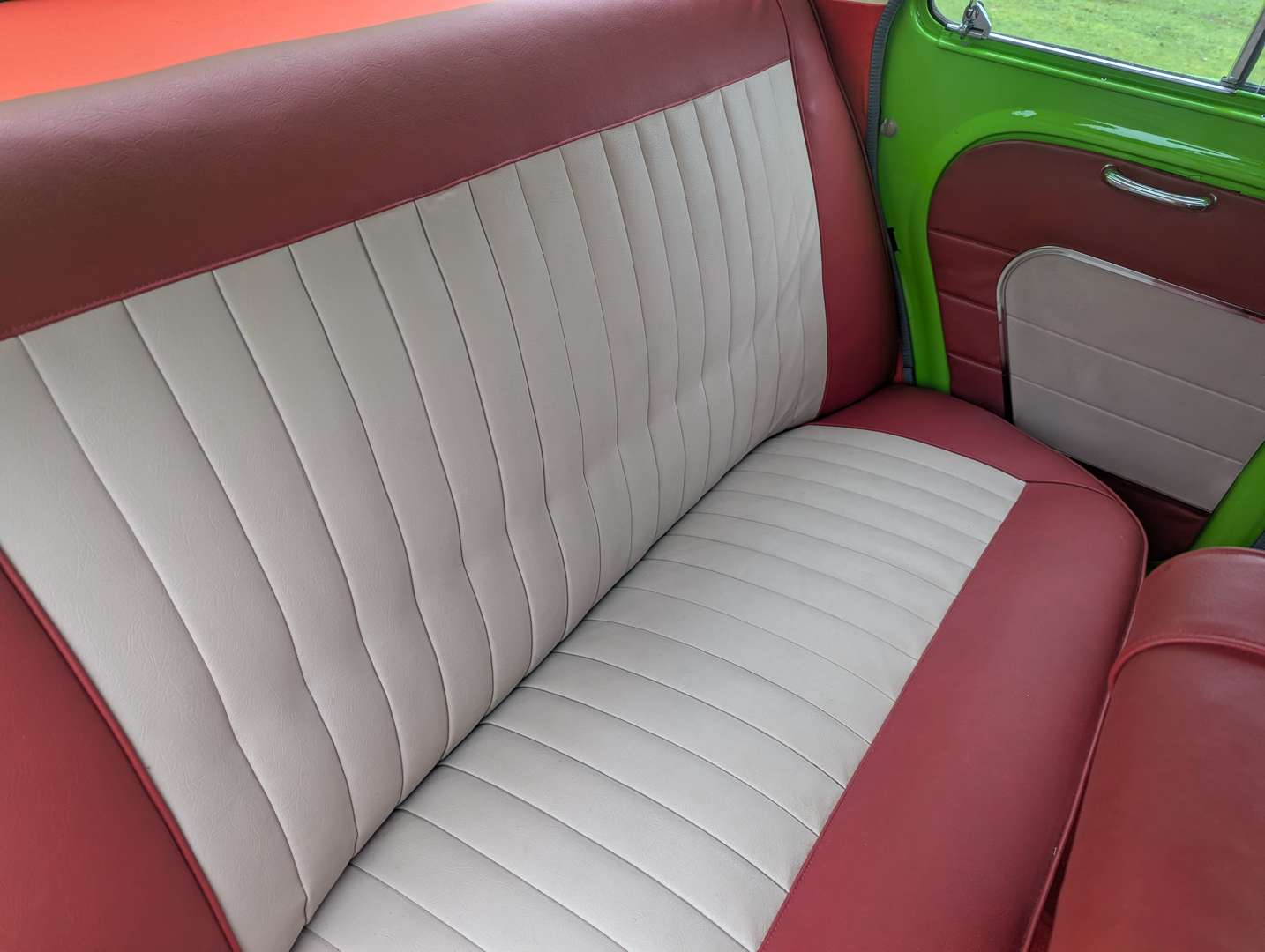 <p>1966 RENAULT GORDINI DAUPHINE</p>