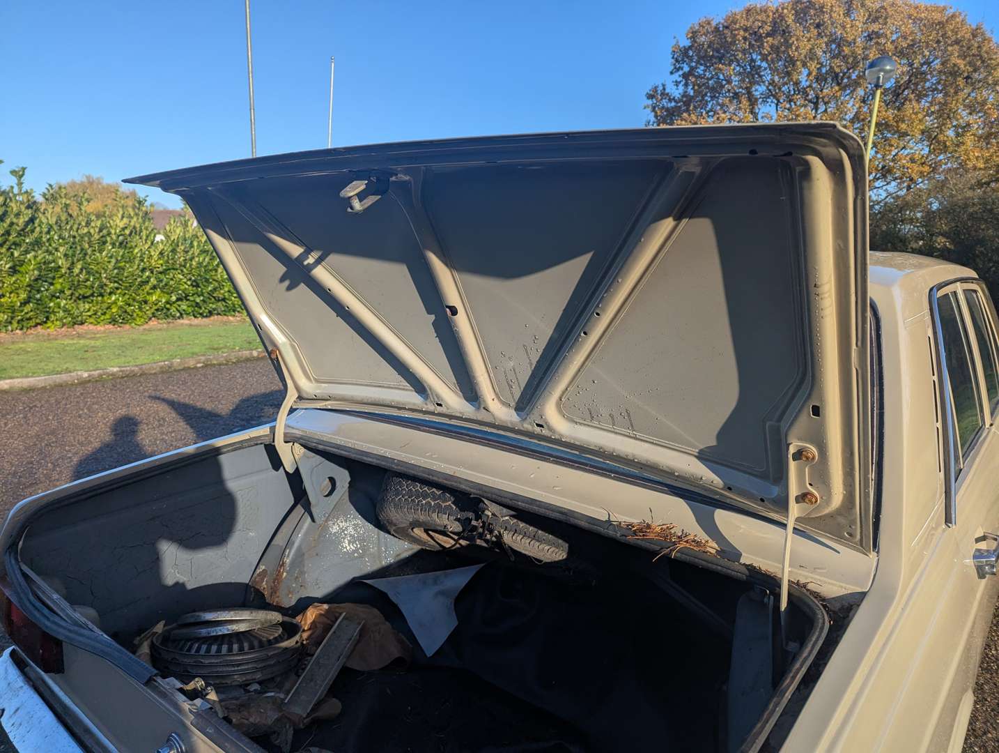 <p>1972 HILLMAN HUNTER SALOON</p>