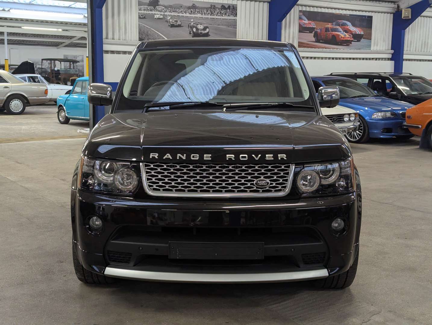 <p>2013 RANGE ROVER SPORT AUTOBIOGRAPHY - 9714 MILES FROM NEW</p>