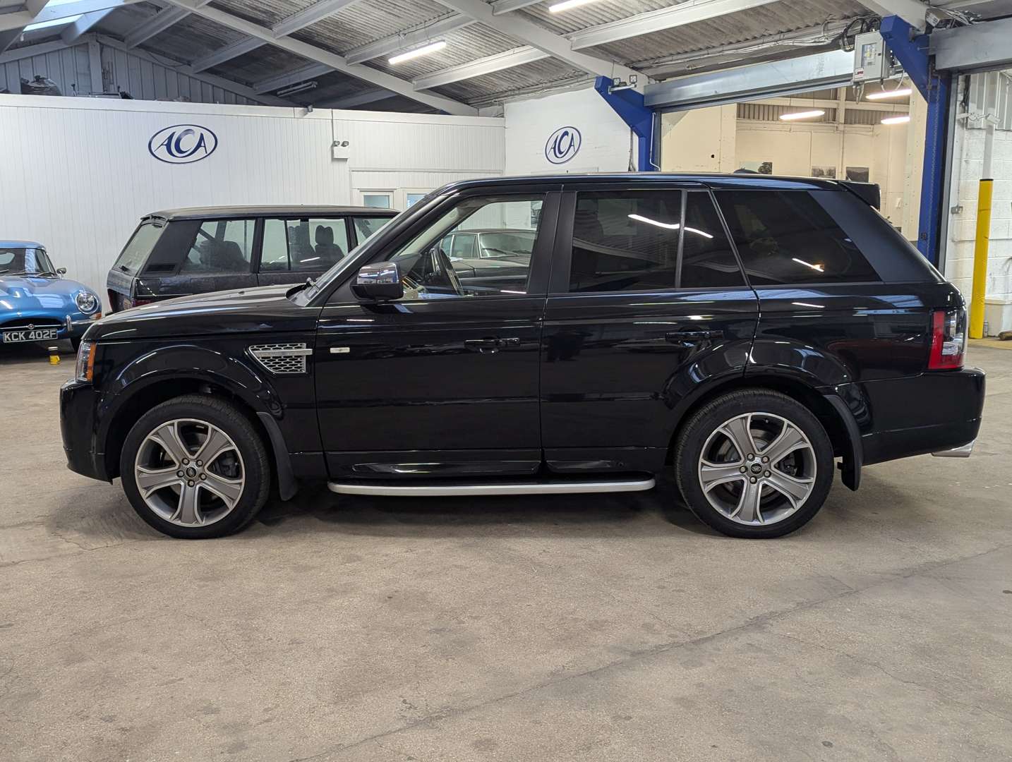 <p>2013 RANGE ROVER SPORT AUTOBIOGRAPHY - 9714 MILES FROM NEW</p>