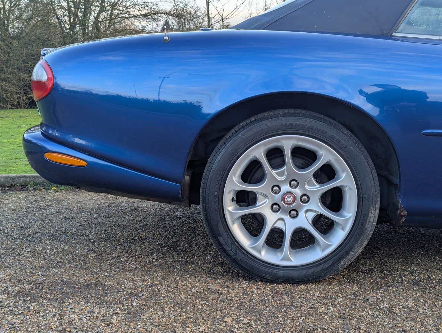 <p>1999 JAGUAR XKR 4.0 AUTO</p>