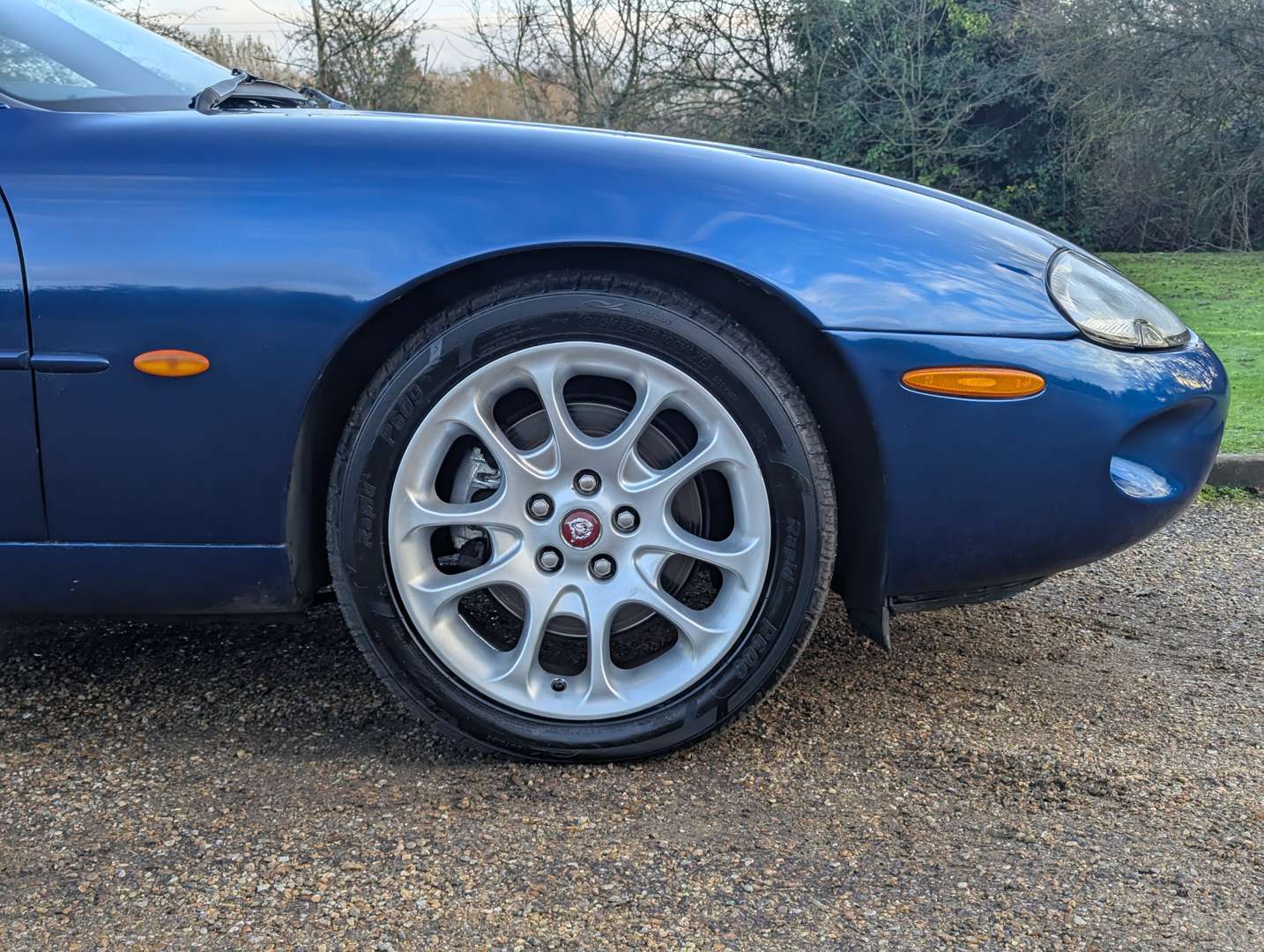 <p>1999 JAGUAR XKR 4.0 AUTO</p>
