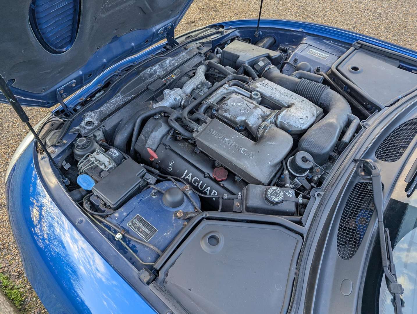 <p>1999 JAGUAR XKR 4.0 AUTO</p>