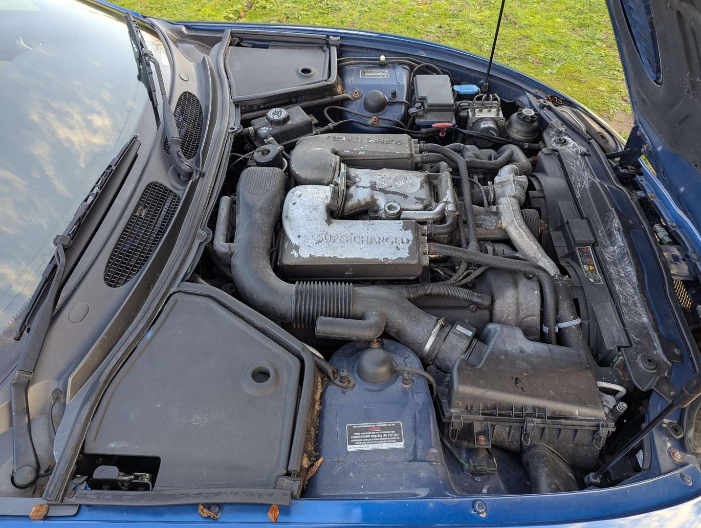 <p>1999 JAGUAR XKR 4.0 AUTO</p>